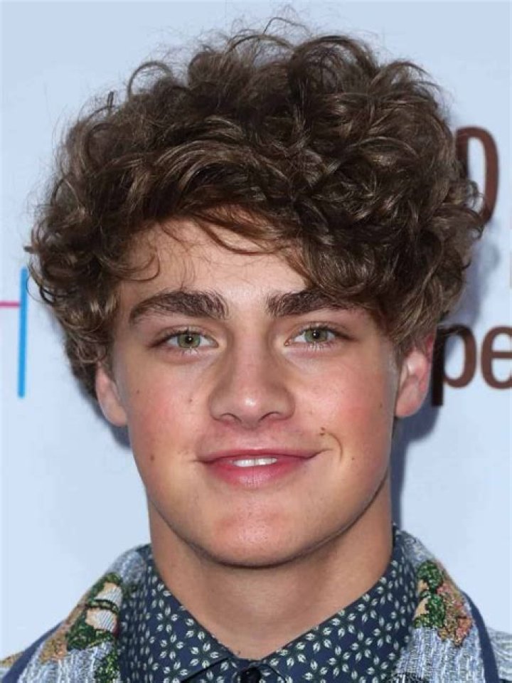 Fin Argus Wiki, Partner, Height, Age, Net Worth & More