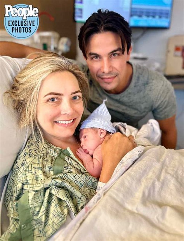 Gio Helou From Selling the OC: Realtor’s Age, Height, Parents, Nationality, Ethnicity, Birthday, Wife Tiffani, Father, Mom, Net Worth, House & Instagram Explored!