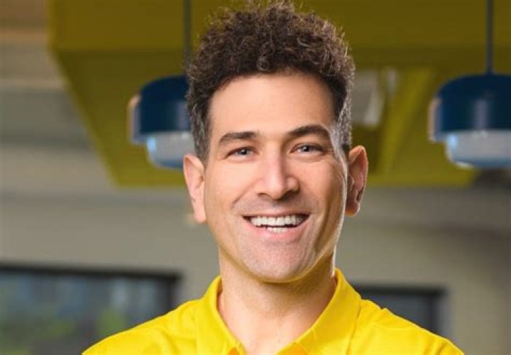 Yanni Hufnagel Wiki, Age, Wife, Net Worth, Career & More